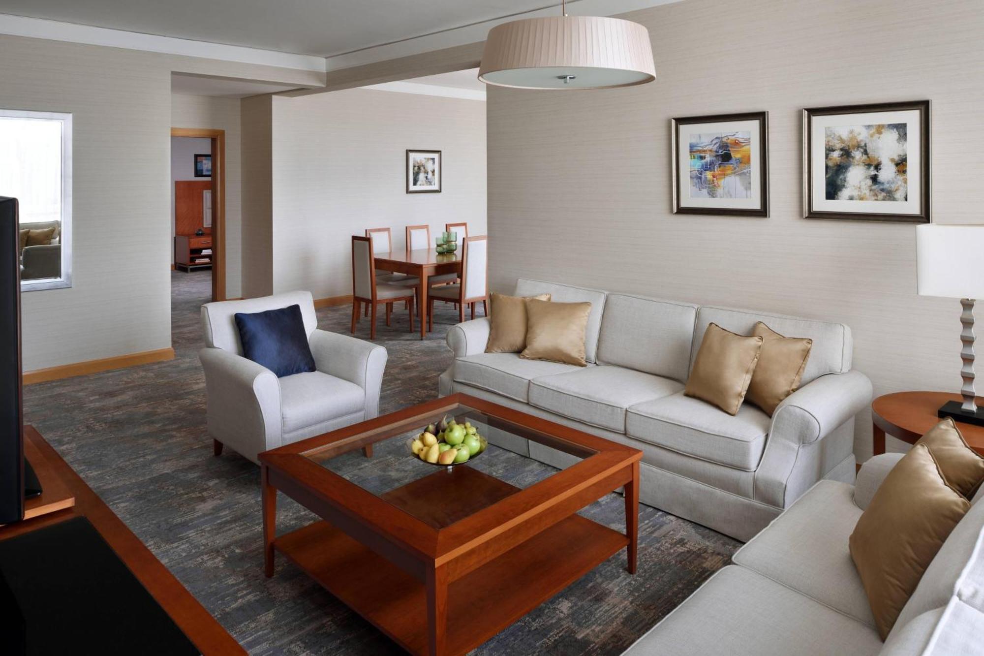 Courtyard By Marriott כוויית מראה חיצוני תמונה