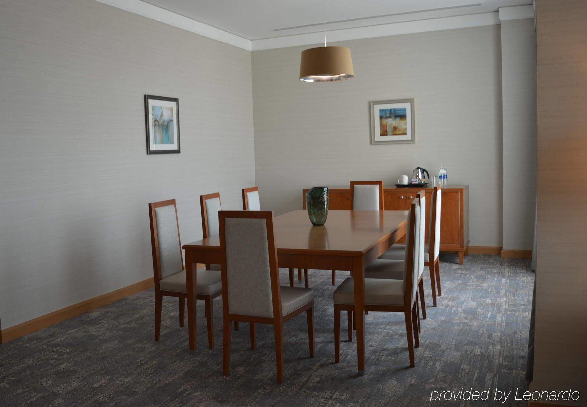 Courtyard By Marriott כוויית מראה חיצוני תמונה