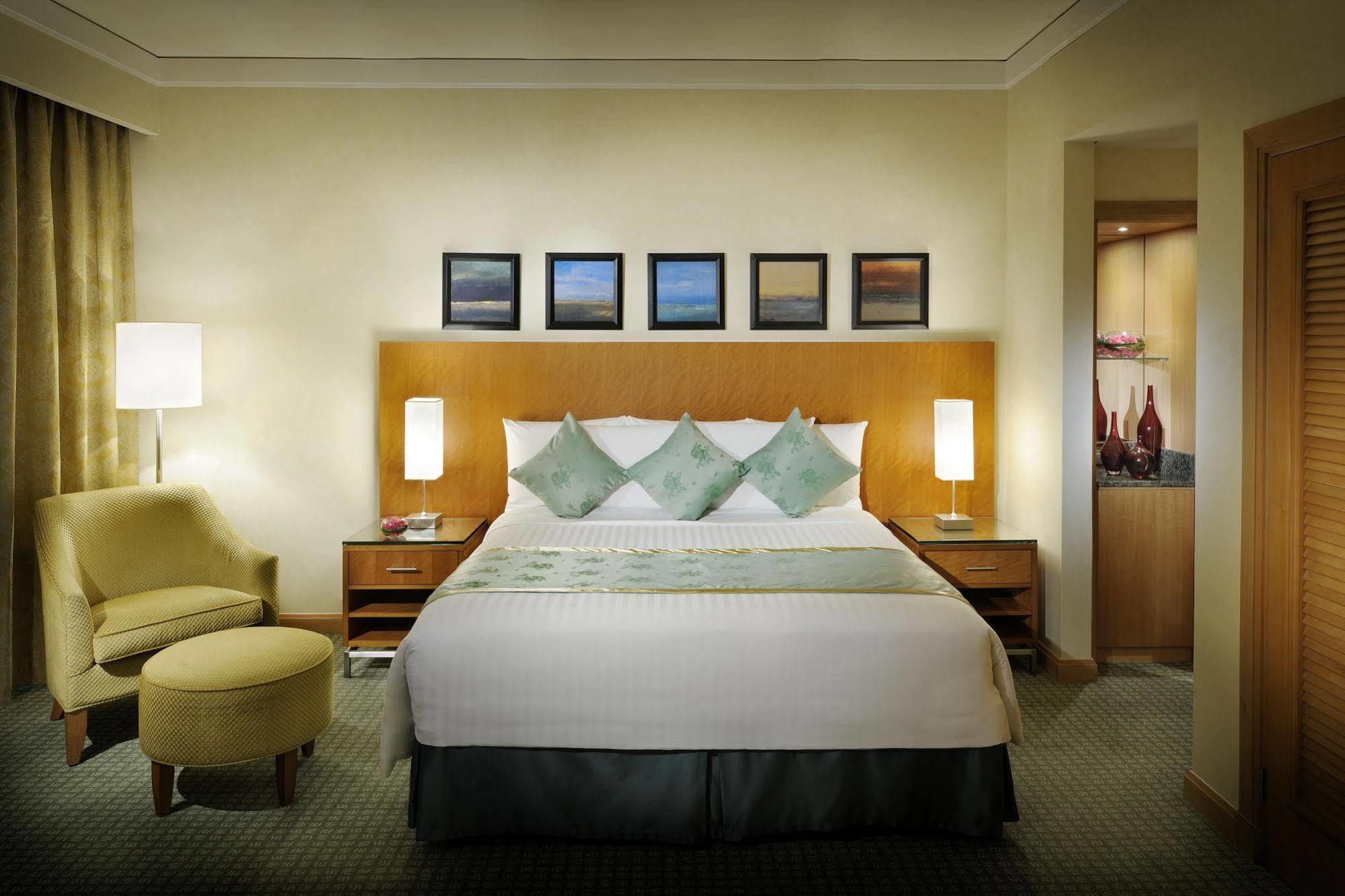 Courtyard By Marriott כוויית מראה חיצוני תמונה